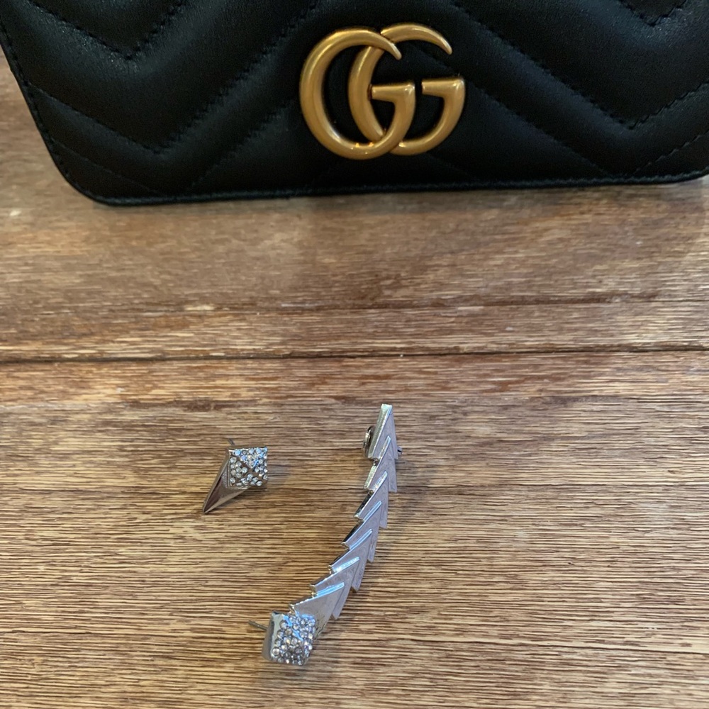 Ear cuff with matching earring